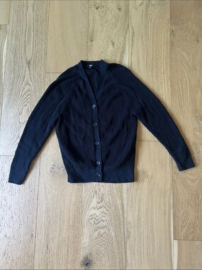 Uniqlo Black Ribbed V-Neck Button-Up Cardigan